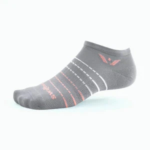 Swiftwick ASPIRE ZERO Running Sock (Stripe Pewter Pink) 2 Swiftwick ASPIRE ZERO Running Sock (Stripe Pewter Pink)